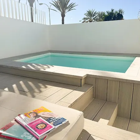 Porto Mare 42 With Heated Pool On The Front Line By Tenpropertiesgc Villa Pasito Blanco
