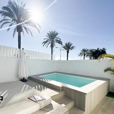 Villa Porto Mare 42 With Heated Pool On The Front Line By Canaryscape *