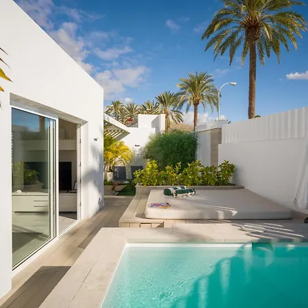 Porto Mare 42 With Heated Pool On The Front Line By Tenpropertiesgc * Pasito Blanco