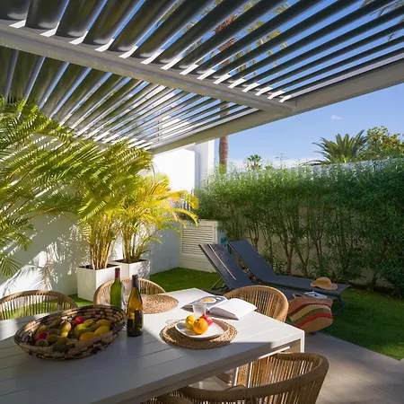 Porto Mare 42 With Heated Pool On The Front Line By Tenpropertiesgc Villa